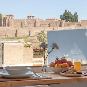https://fabulous-terrace-alcazaba-views-next-to-cathedral.es-andalucia.com