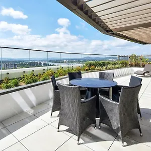 Meriton Aparthotel