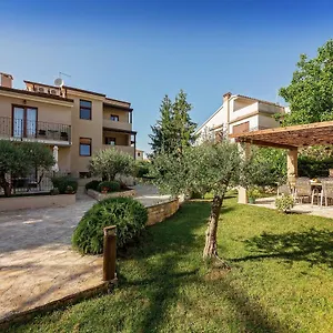 https://apartments-paulino.in-istria.net