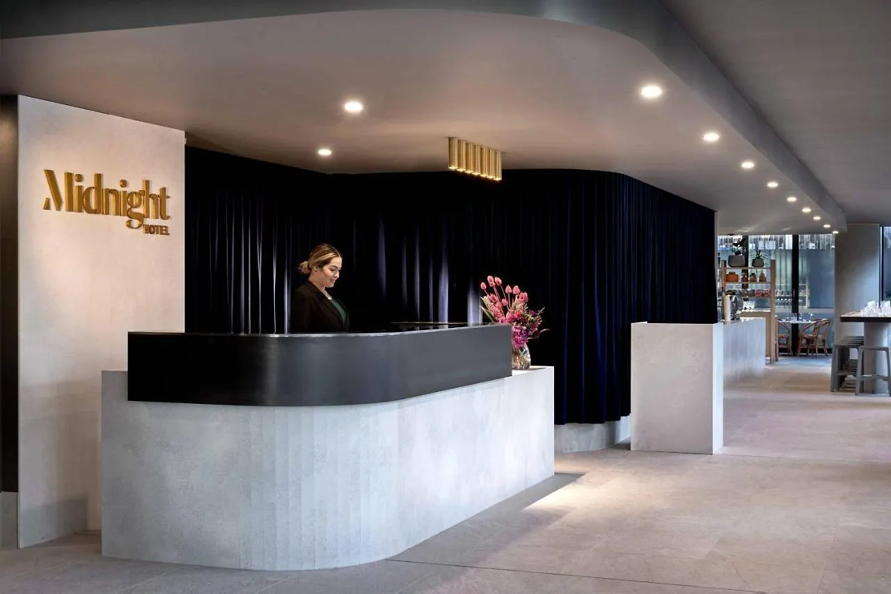 ***** Hotel Midnight Hotel, Autograph Collection Canberra Australia